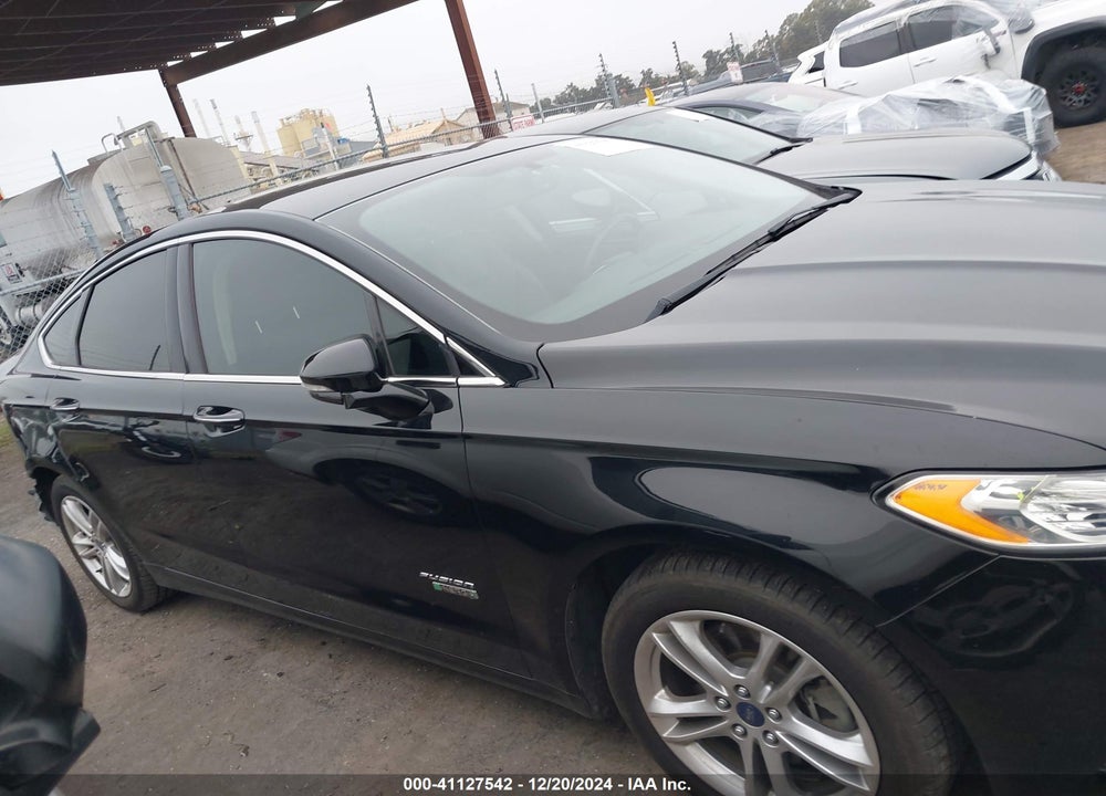 2016 FORD FUSION ENERGI TITANIUM VIN: 3FA6P0SU2GR229947
