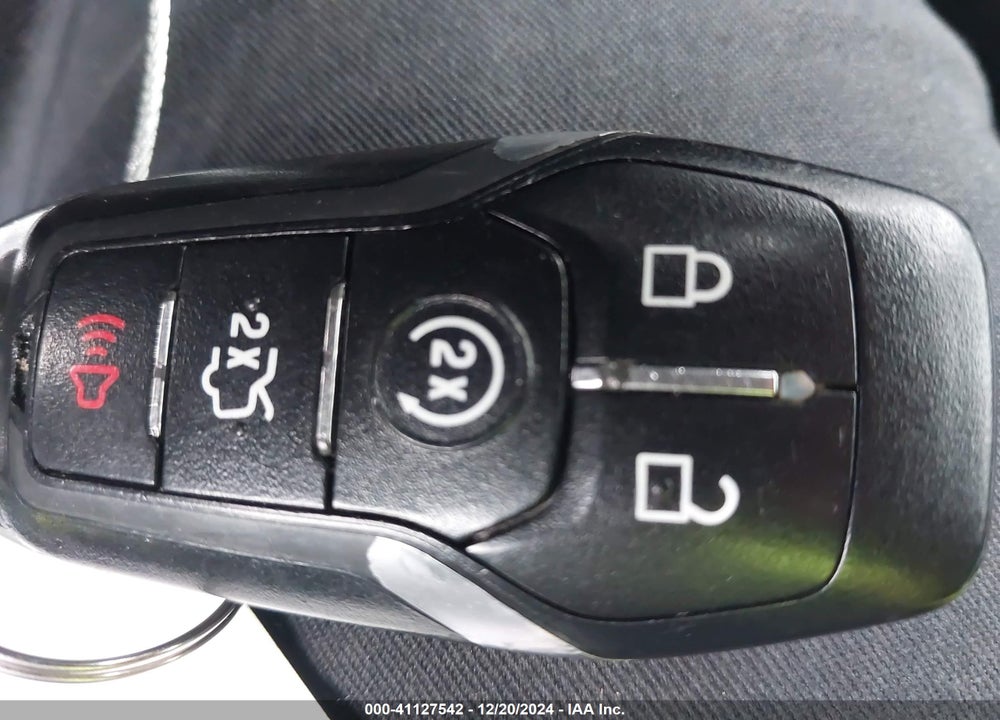 2016 FORD FUSION ENERGI TITANIUM VIN: 3FA6P0SU2GR229947