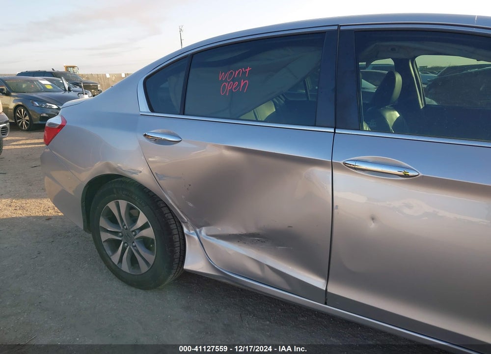 2014 HONDA ACCORD LX VIN: 1HGCR2E35EA112135