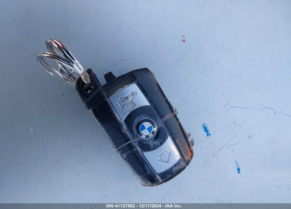 2007 BMW 328I VIN: WBAVS13547FX15915