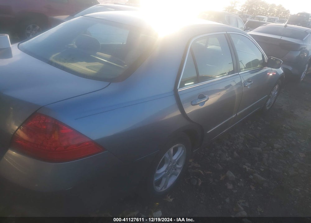 2007 HONDA ACCORD VIN: 1HGCM55747A207159