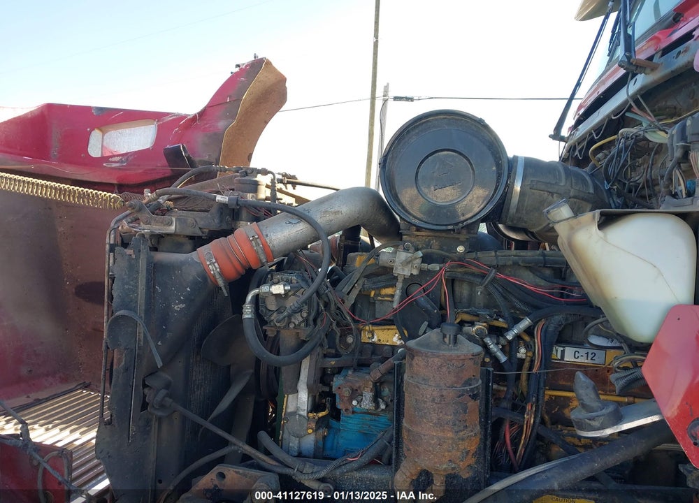 1998 KENWORTH T800 T800 VIN: 1NKDXUTX4WR781296