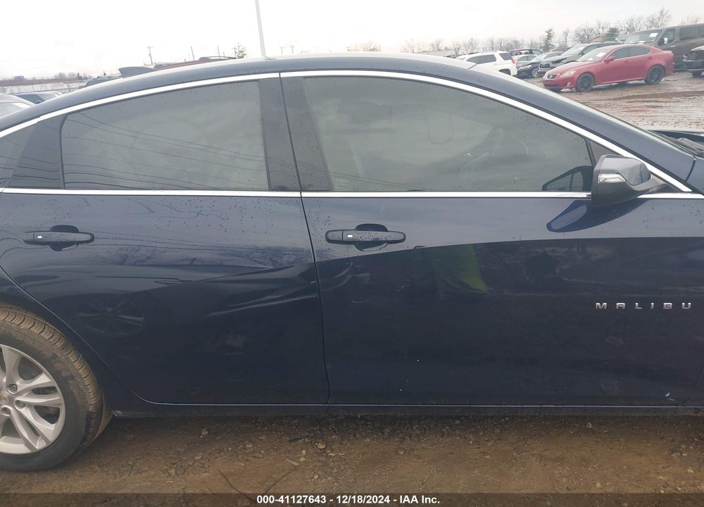 2018 CHEVROLET MALIBU LT VIN: 1G1ZD5ST2JF131860