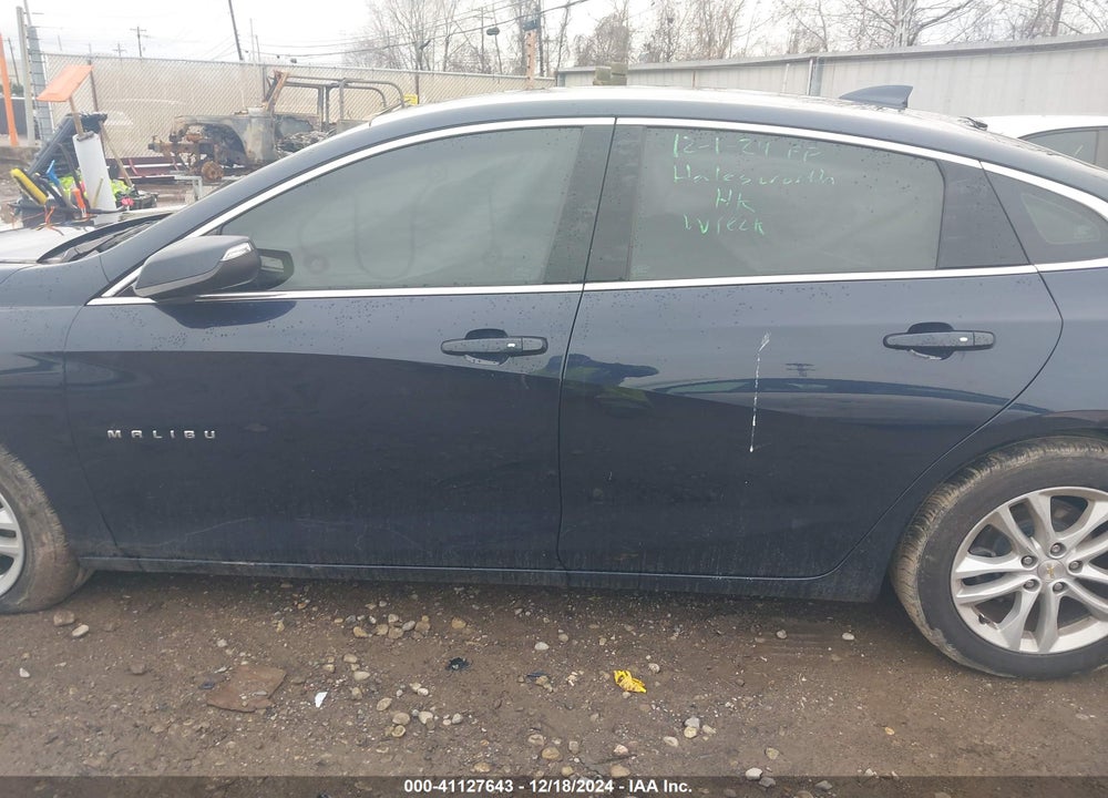 2018 CHEVROLET MALIBU LT VIN: 1G1ZD5ST2JF131860