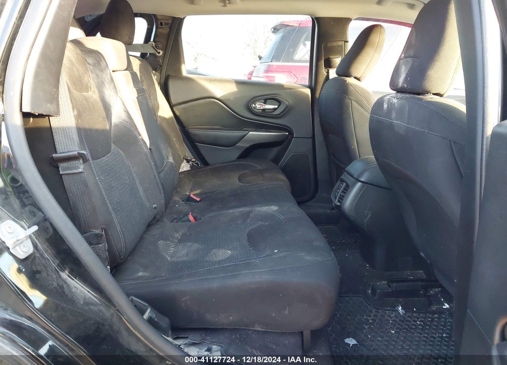 2019 CHEROKEE JEEP  LATITUDE 4X4 VIN: 1C4PJMCXXKD254578