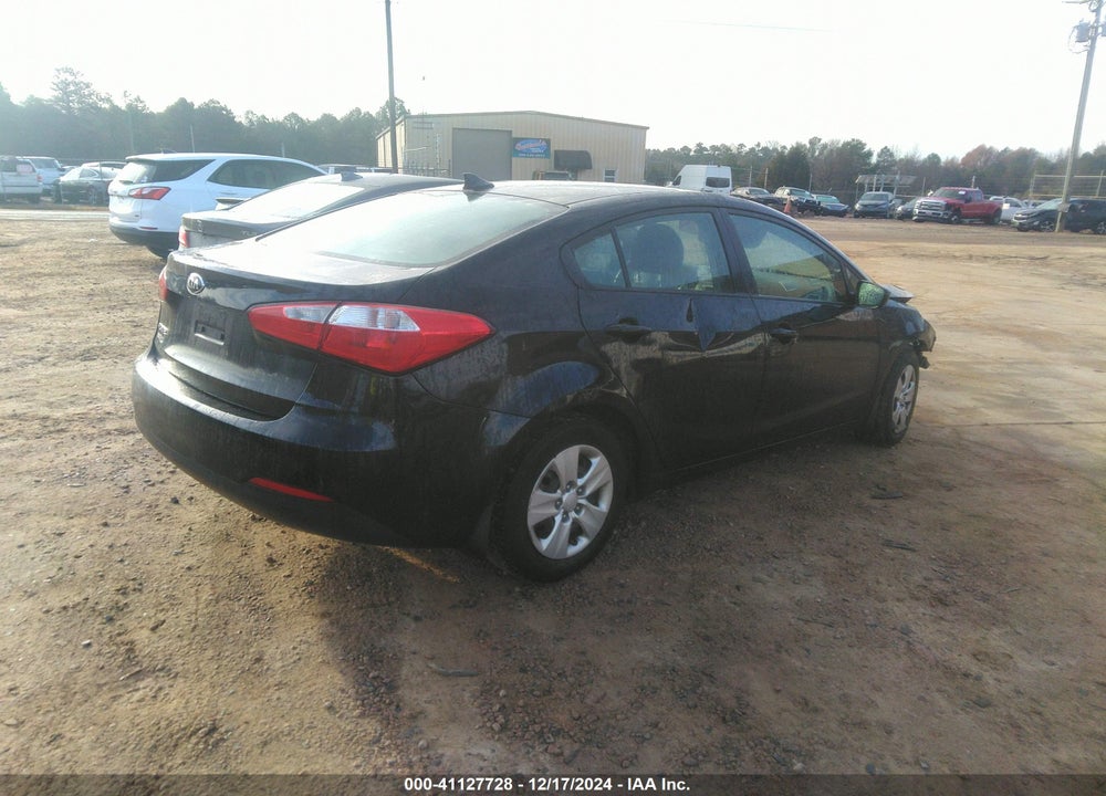 2016 KIA FORTE VIN: KNAFK4A61G5565642