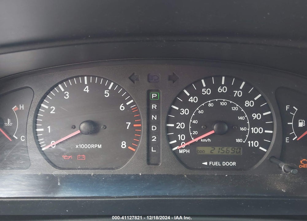2000 TOYOTA SIENNA LE VIN: 4T3ZF13C0YU273075