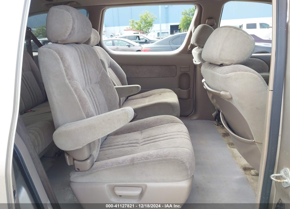 2000 TOYOTA SIENNA LE VIN: 4T3ZF13C0YU273075