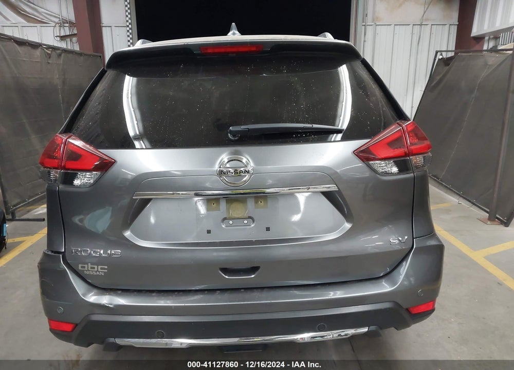2019 NISSAN ROGUE SV VIN: JN8AT2MT8KW258217