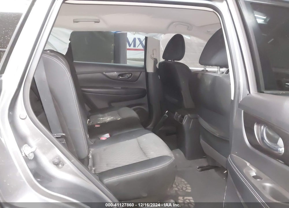 2019 NISSAN ROGUE SV VIN: JN8AT2MT8KW258217