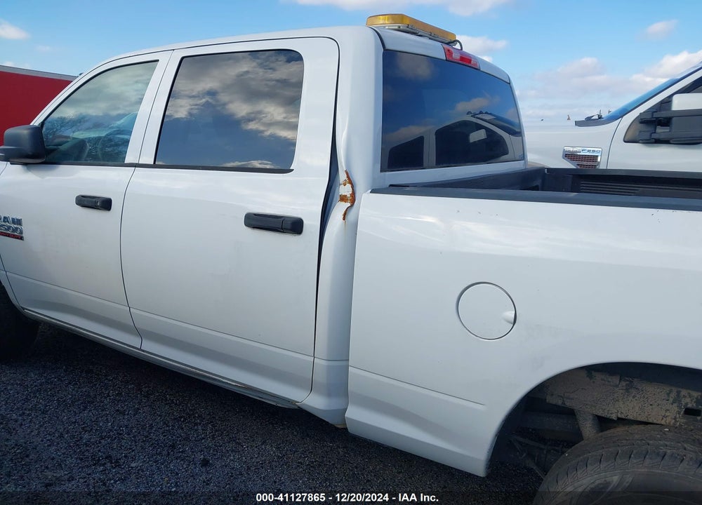 2017 RAM 2500 VIN: 3C6TR4CT8HG623994