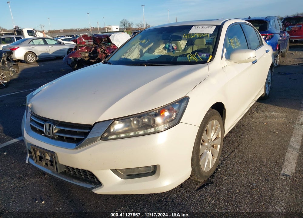2013 HONDA ACCORD VIN: 1HGCR3F99DA011591