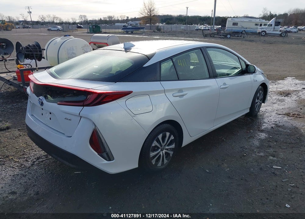 2021 TOYOTA PRIUS PRIME VIN: JTDKAMFP7M3173228