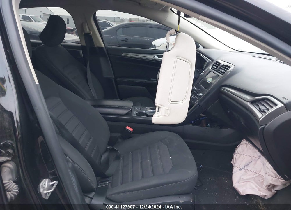 2020 FORD FUSION SE VIN: 3FA6P0HD6LR164277