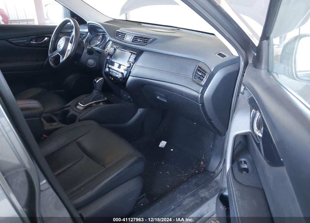2018 NISSAN ROGUE SL VIN: JN8AT2MT0JW467322