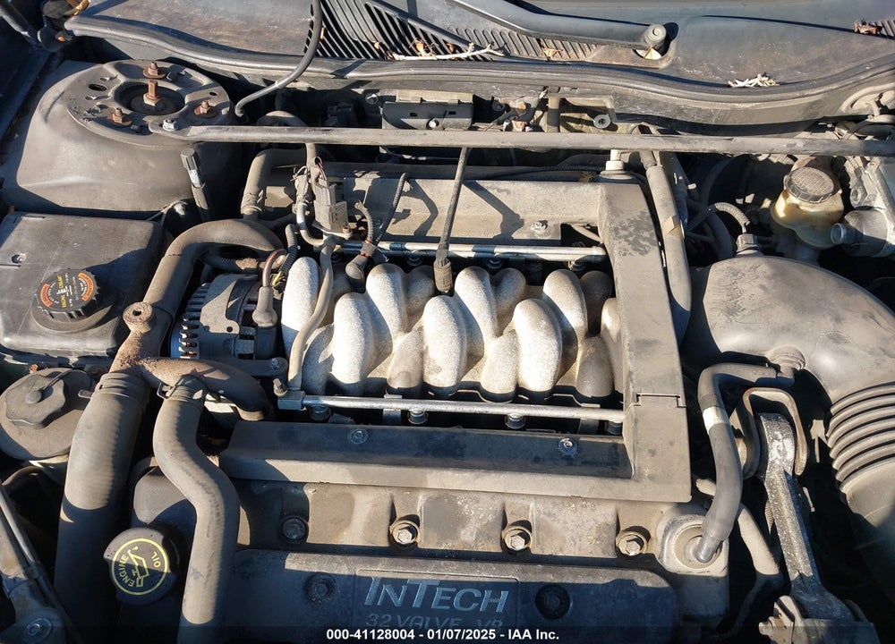 2000 CONTINENTAL LINCOLN VIN: 1LNHM97V1YY844621