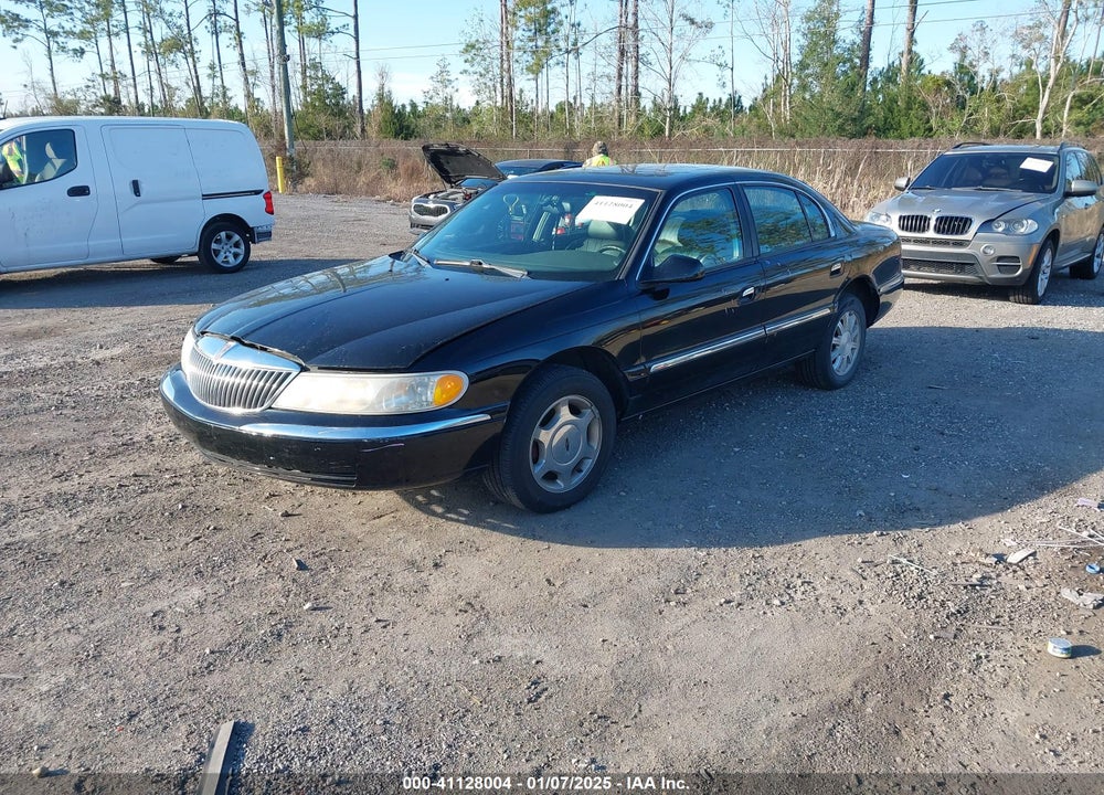 2000 CONTINENTAL LINCOLN VIN: 1LNHM97V1YY844621