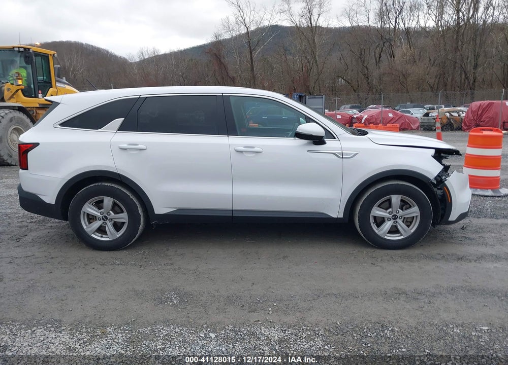 2021 KIA SORENTO VIN: 5XYRG4LC0MG034150