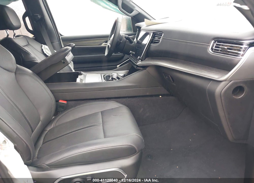 2024 JEEP WAGONEER SERIES II 4X4 VIN: 1C4SJVBP6RS139029