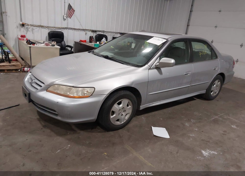 2001 HONDA ACCORD 3.0 EX VIN: 1HGCG16521A027991