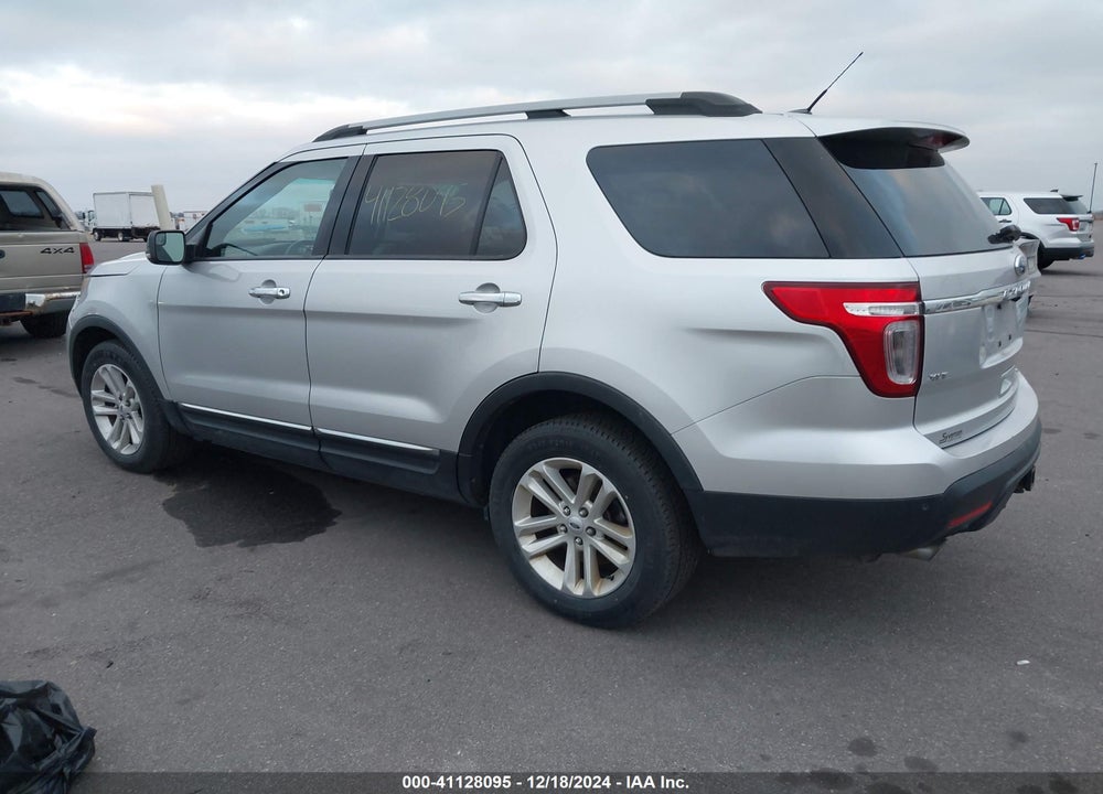 2012 FORD EXPLORER XLT VIN: 1FMHK8D8XCGA08853