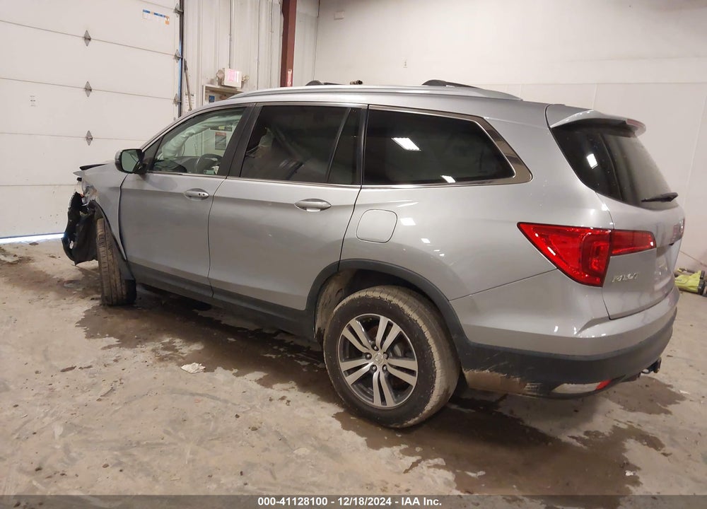 2017 HONDA PILOT EX-L VIN: 5FNYF6H5XHB100978