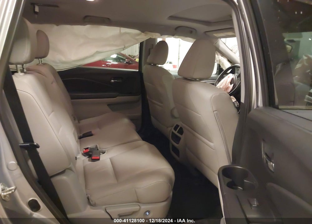 2017 HONDA PILOT EX-L VIN: 5FNYF6H5XHB100978