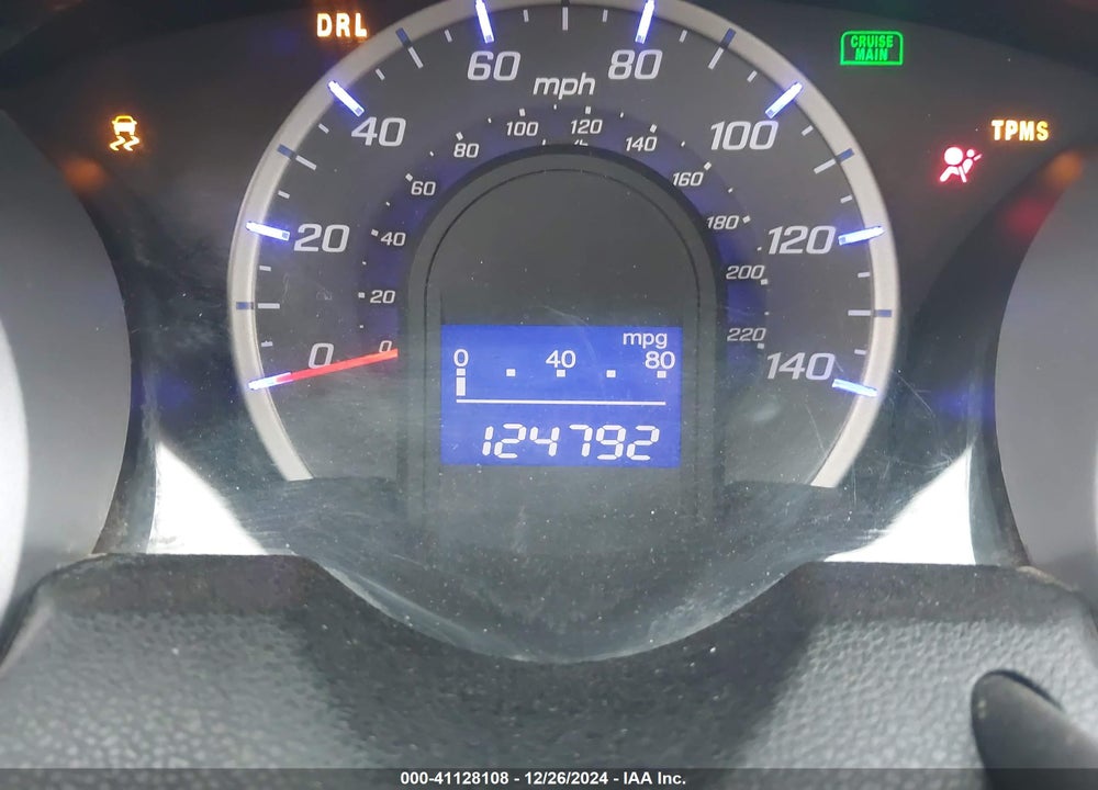 2011 HONDA FIT VIN: JHMGE8H54BC009606