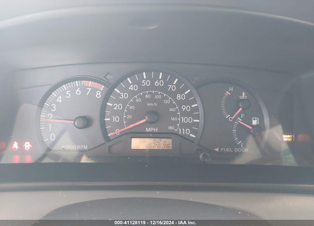 2005 TOYOTA COROLLA CE VIN: 1NXBR32E45Z550922
