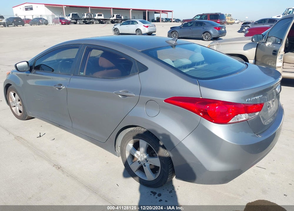 2013 HYUNDAI ELANTRA GLS VIN: 5NPDH4AE0DH360745