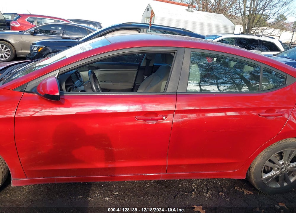 2017 HYUNDAI ELANTRA SE VIN: KMHD84LF9HU069609
