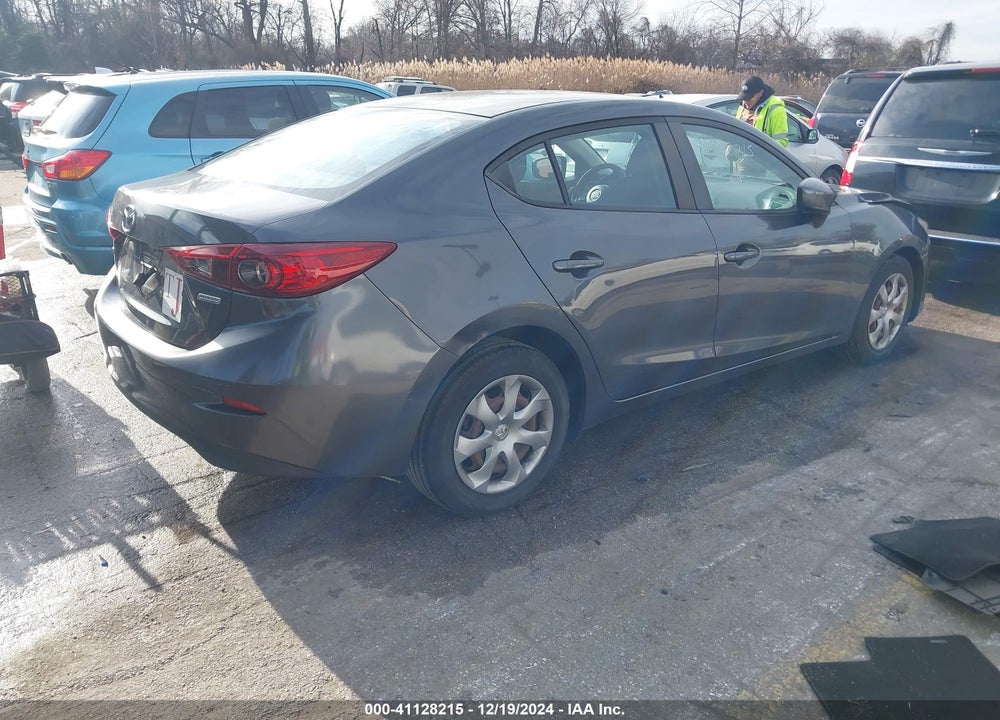 2014 MAZDA MAZDA3 VIN: JM1BM1U72E1168251