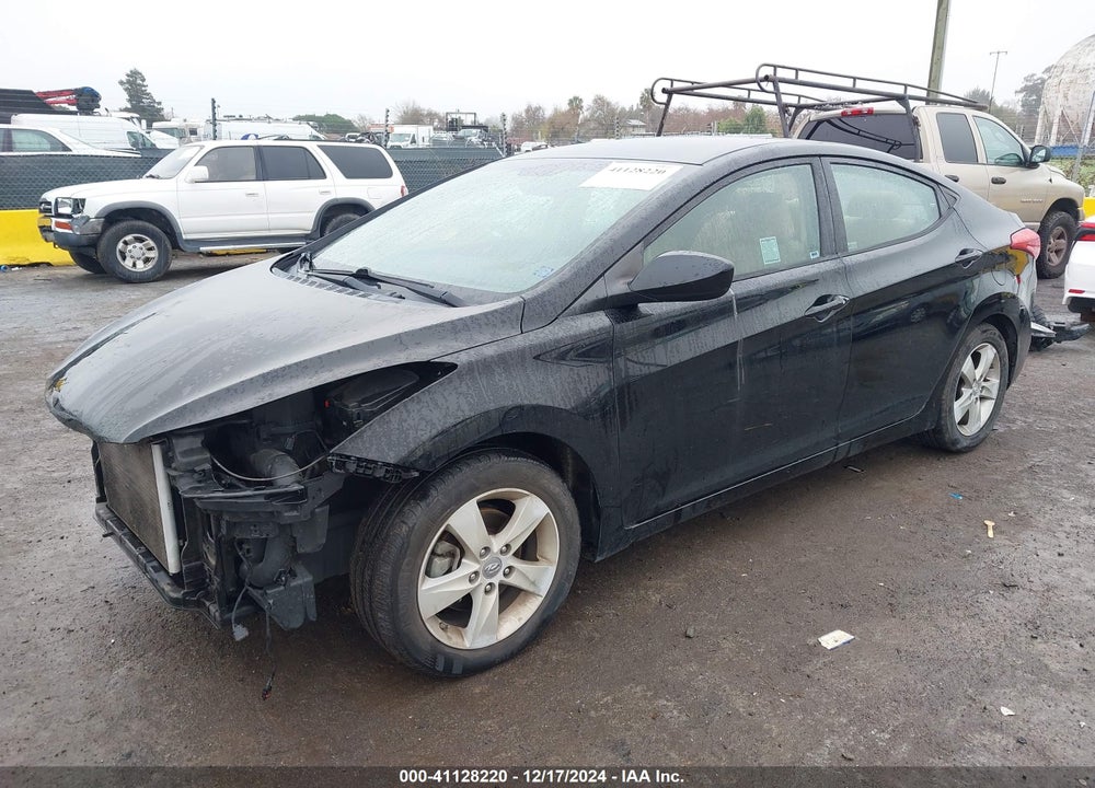 2013 HYUNDAI ELANTRA VIN: KMHDH4AE0DU851916