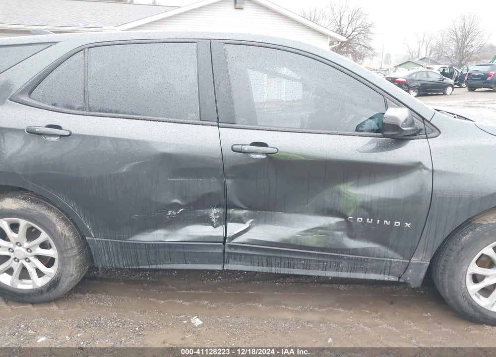 2019 CHEVROLET EQUINOX LS VIN: 3GNAXHEV8KS509145