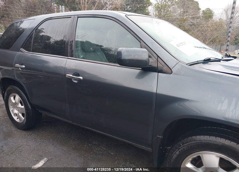 2005 ACURA MDX VIN: 2HNYD18205H559421