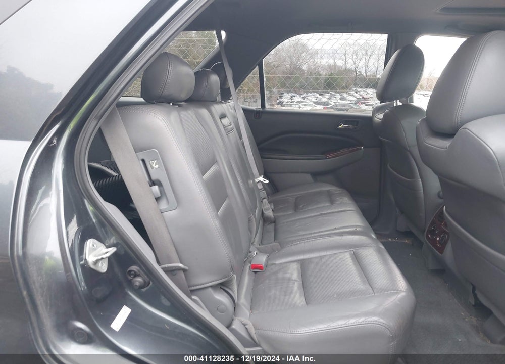 2005 ACURA MDX VIN: 2HNYD18205H559421