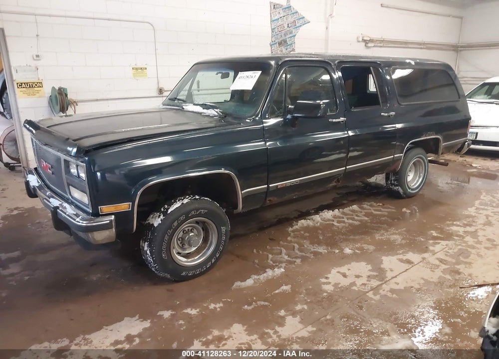 1991 GMC SUBURBAN V15 CONVENTIONAL VIN: 1GKEV16K8MF504955