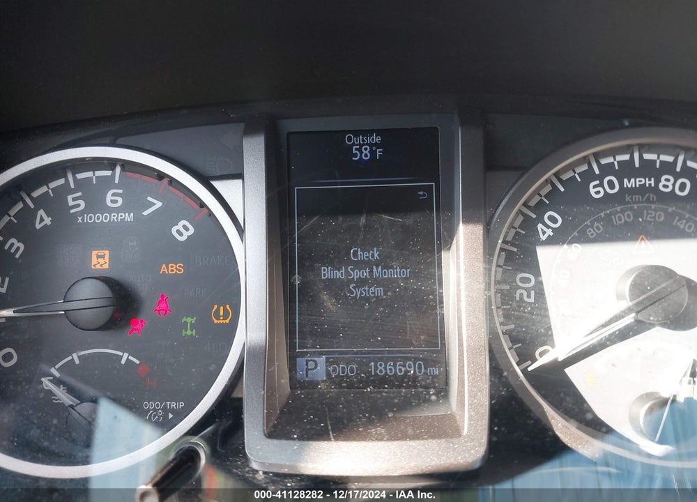 2016 TOYOTA TACOMA LIMITED VIN: 3TMGZ5AN2GM016106