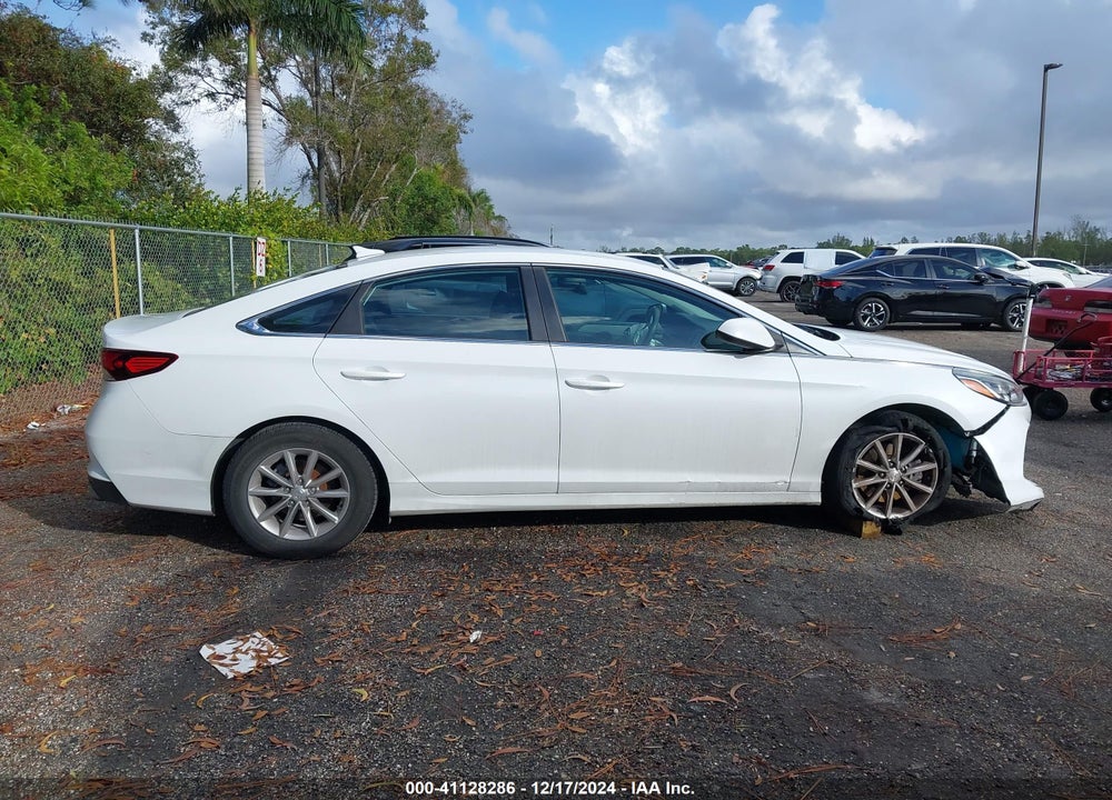 2019 HYUNDAI SONATA VIN: 5NPE24AF9KH751114