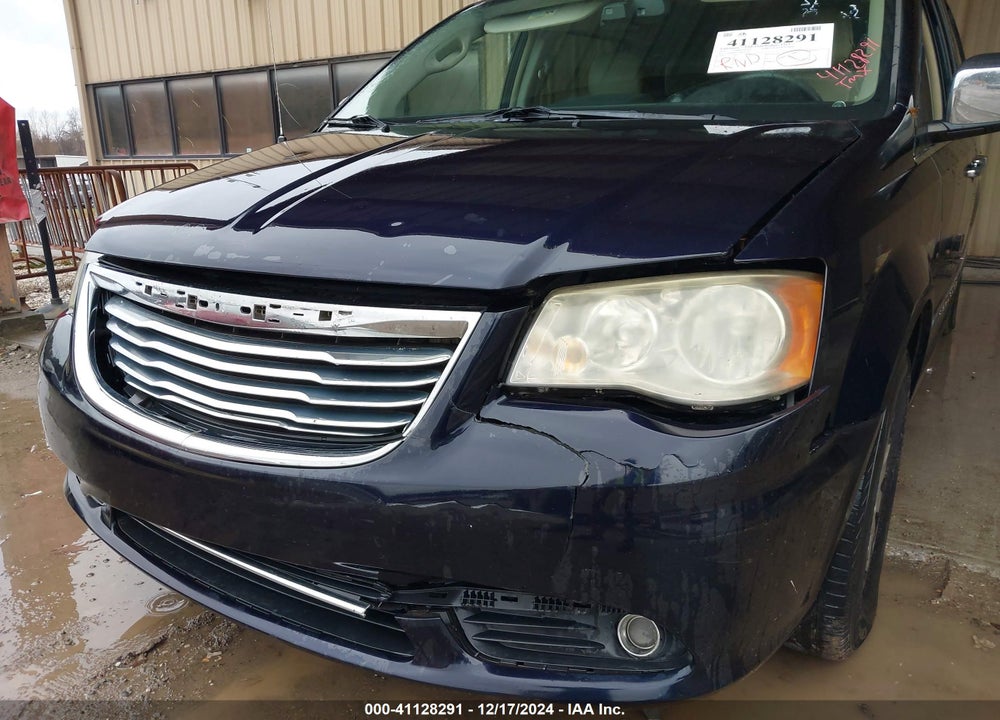 2011 CHRYSLER TOWN & COUNTRY TOURING-L VIN: 2A4RR8DG1BR609541