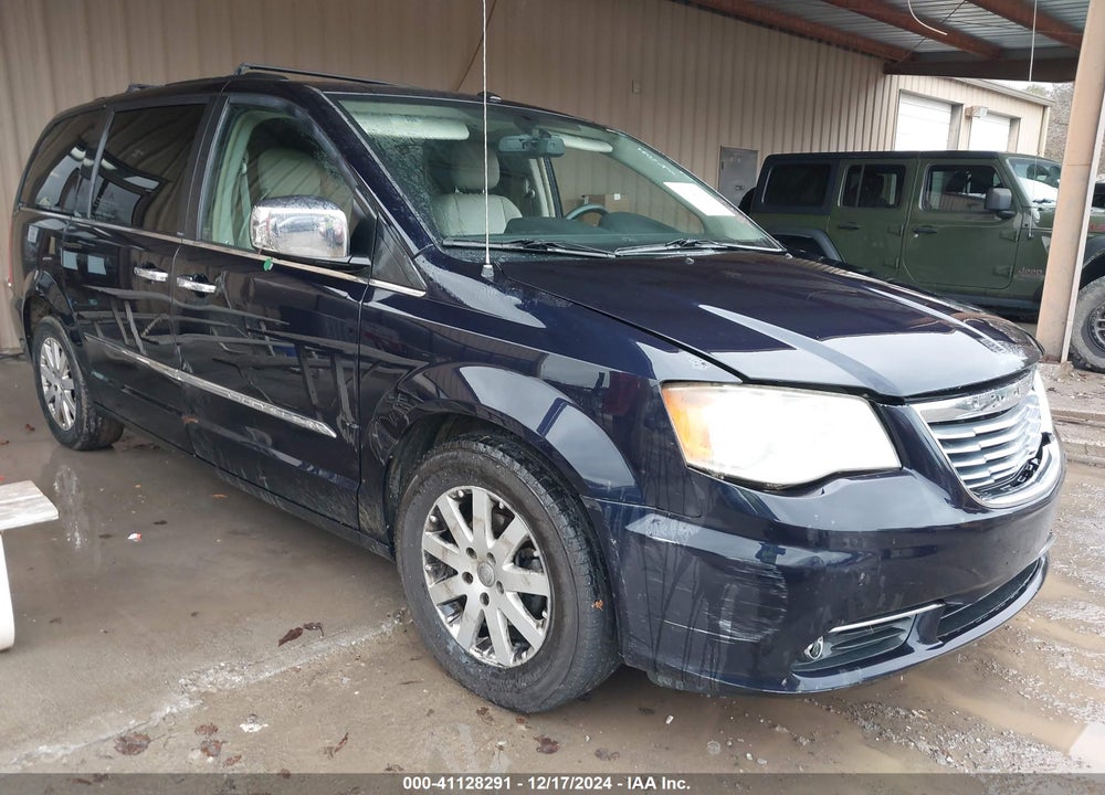 2011 CHRYSLER TOWN & COUNTRY TOURING-L VIN: 2A4RR8DG1BR609541
