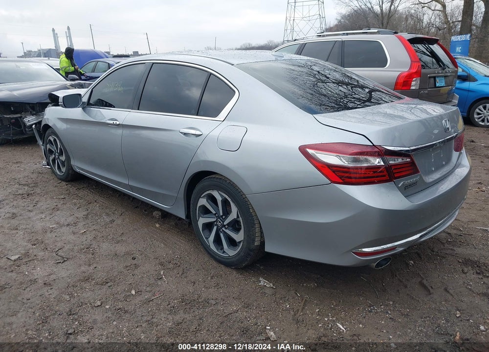 2017 HONDA ACCORD VIN: 1HGCR3F80HA040748