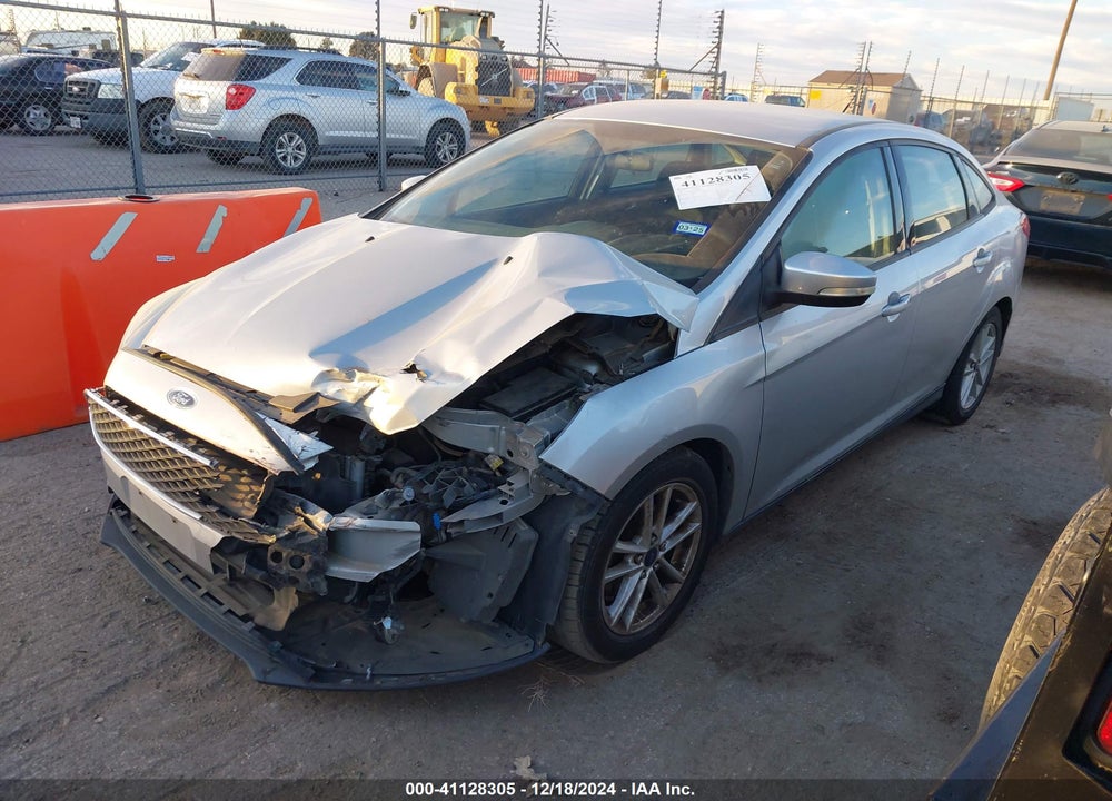 2015 FORD FOCUS SE VIN: 1FADP3F20FL206827