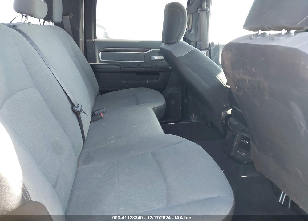 2021 RAM 2500 BIG HORN 4X4 6'4 BOX VIN: 3C6UR5DL2MG579266