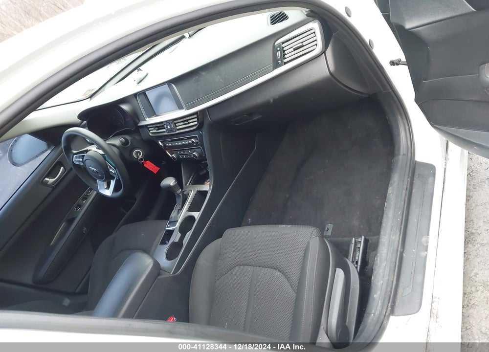 2020 KIA OPTIMA VIN: 5XXGT4L39LG430115