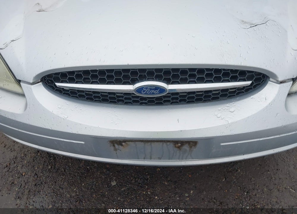 2002 FORD TAURUS SES VIN: 1FAFP55282G243908