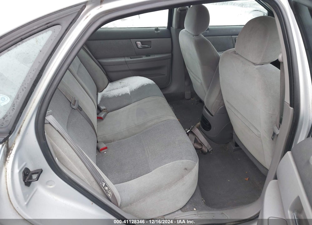 2002 FORD TAURUS SES VIN: 1FAFP55282G243908