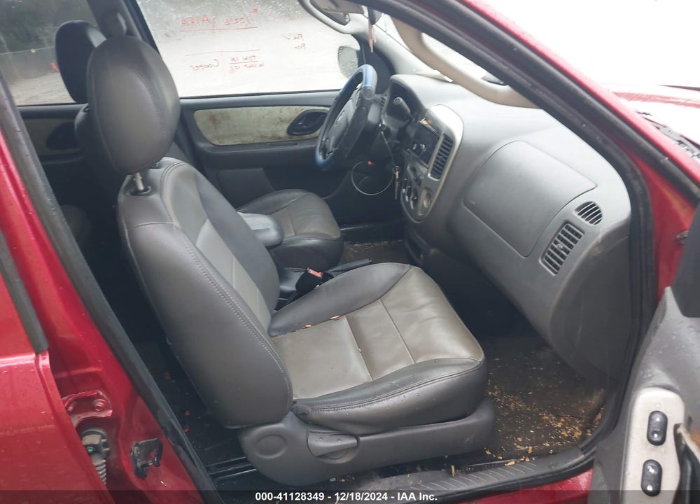 2003 FORD ESCAPE XLT VIN: 1FMYU03113KD75394