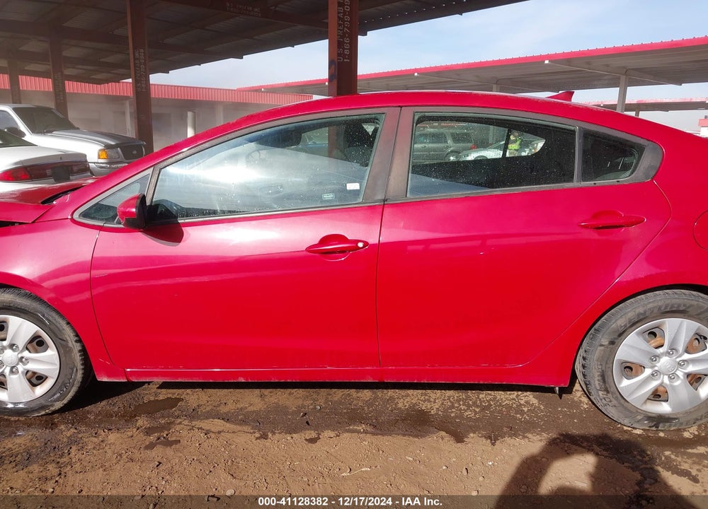 2016 KIA FORTE LX VIN: KNAFK4A62G5599301