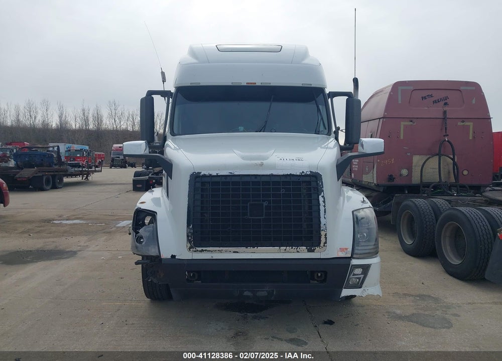 2010 VOLVO VN VIN: 4V4NC9TH3AN265720